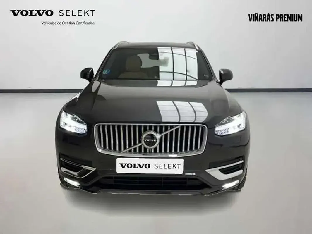 Begagnad Volvo XC90 Ultimate 235 HK (172 kW) 2023 Grå SUV