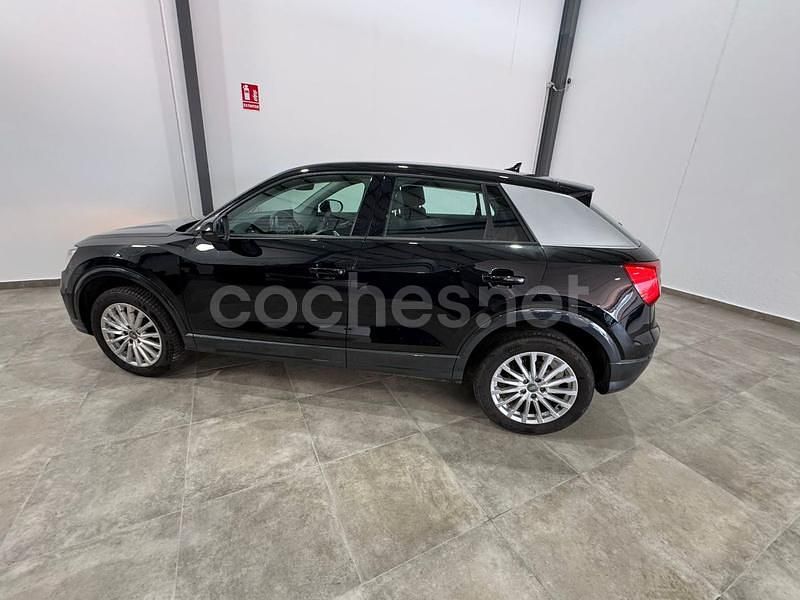 Usado Audi Q2 Advanced Plus 116 CV (85 kW) 2018 Negro SUV