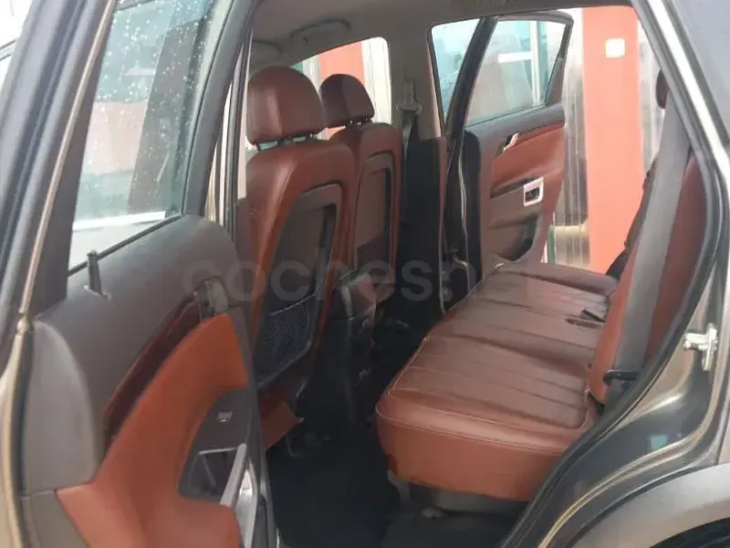 Usado Opel Antara Cosmo 150 CV (110 kW) 2008 Gris / plata SUV