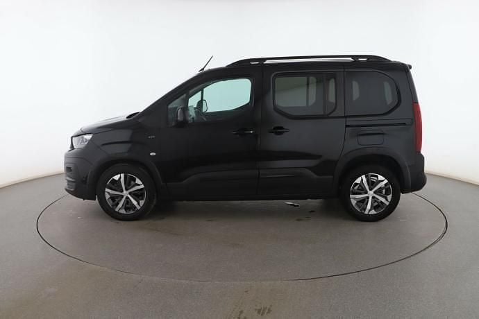 Usado Peugeot Rifter GT 131 CV (96 kW) 2022 Monovolumen