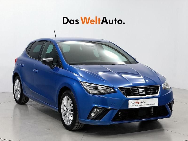 Azul Usado 2025 Seat Ibiza FR Berlina | 19.490 € (Un poco caro) - Imagen 1/4