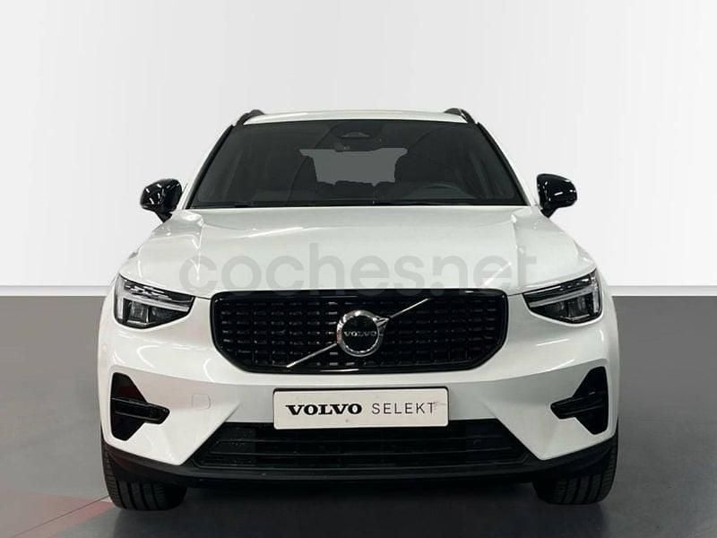 Nuevo Volvo XC40 Plus 163 CV (119 kW) 2025 Blanco SUV