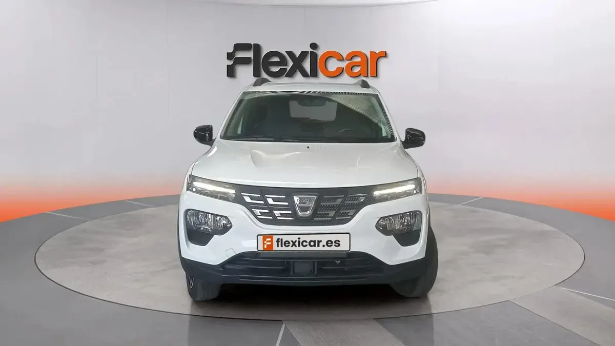 Usado Dacia Spring Comfort 33 kW (45 CV) 2021 Blanco Utilitario