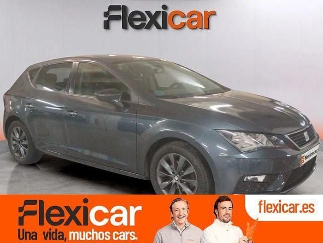 Usado Seat Leon Style 130 CV (95 kW) 2020 Azul Familiar