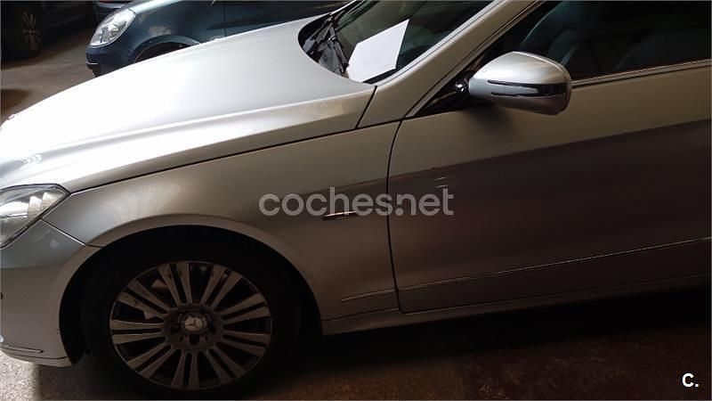 Gris / plata Usado 2009 Mercedes E250 Coupe | 15.000 € (Un poco caro) - Imagen 1/4
