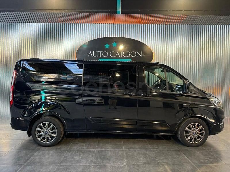 Usado Ford Tourneo Titanium 185 CV (136 kW) 2022 Negro Monovolumen