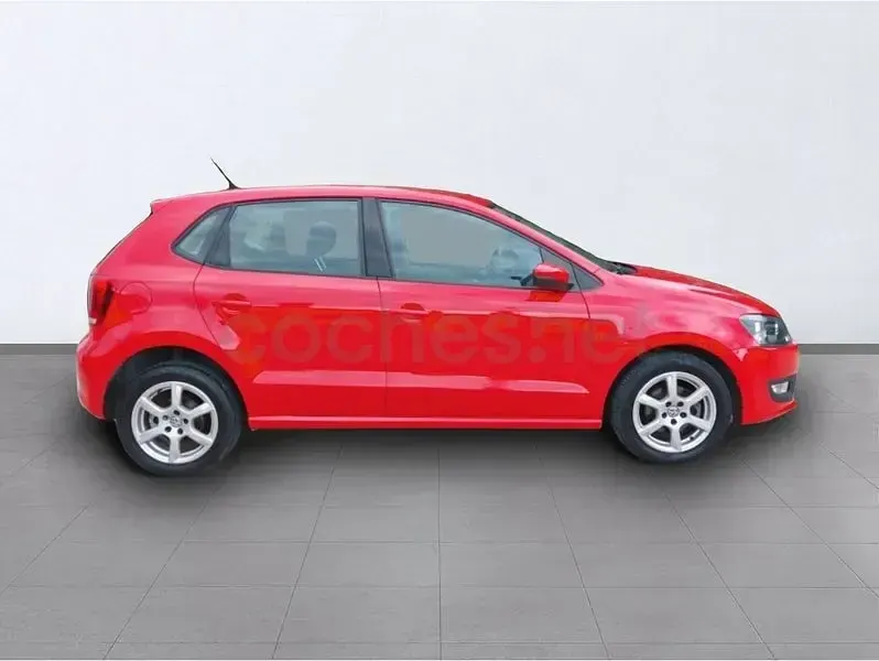 Usado VW Polo Advance 90 CV (66 kW) 2013 Rojo Utilitario