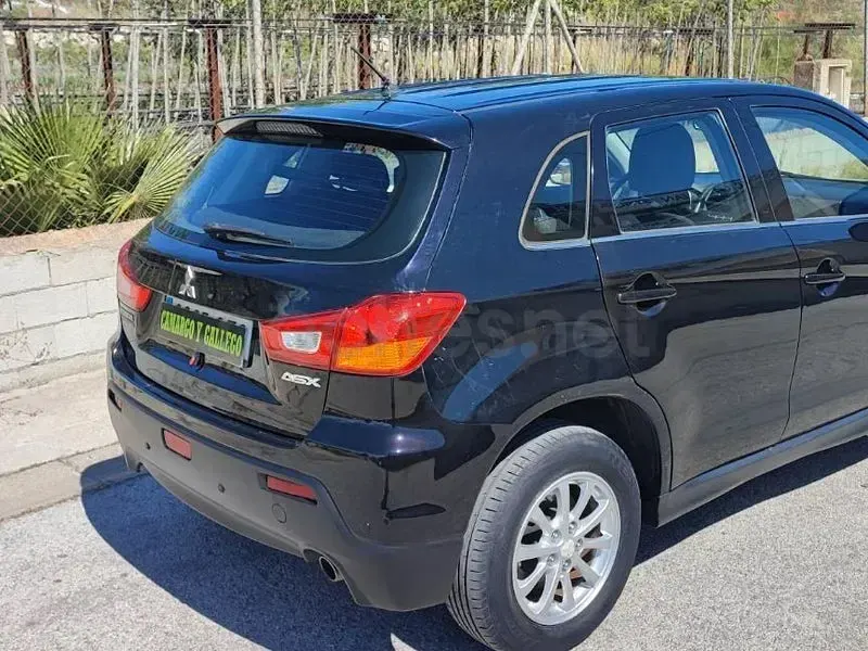 Usado Mitsubishi ASX 116 CV (85 kW) 2010 Negro SUV