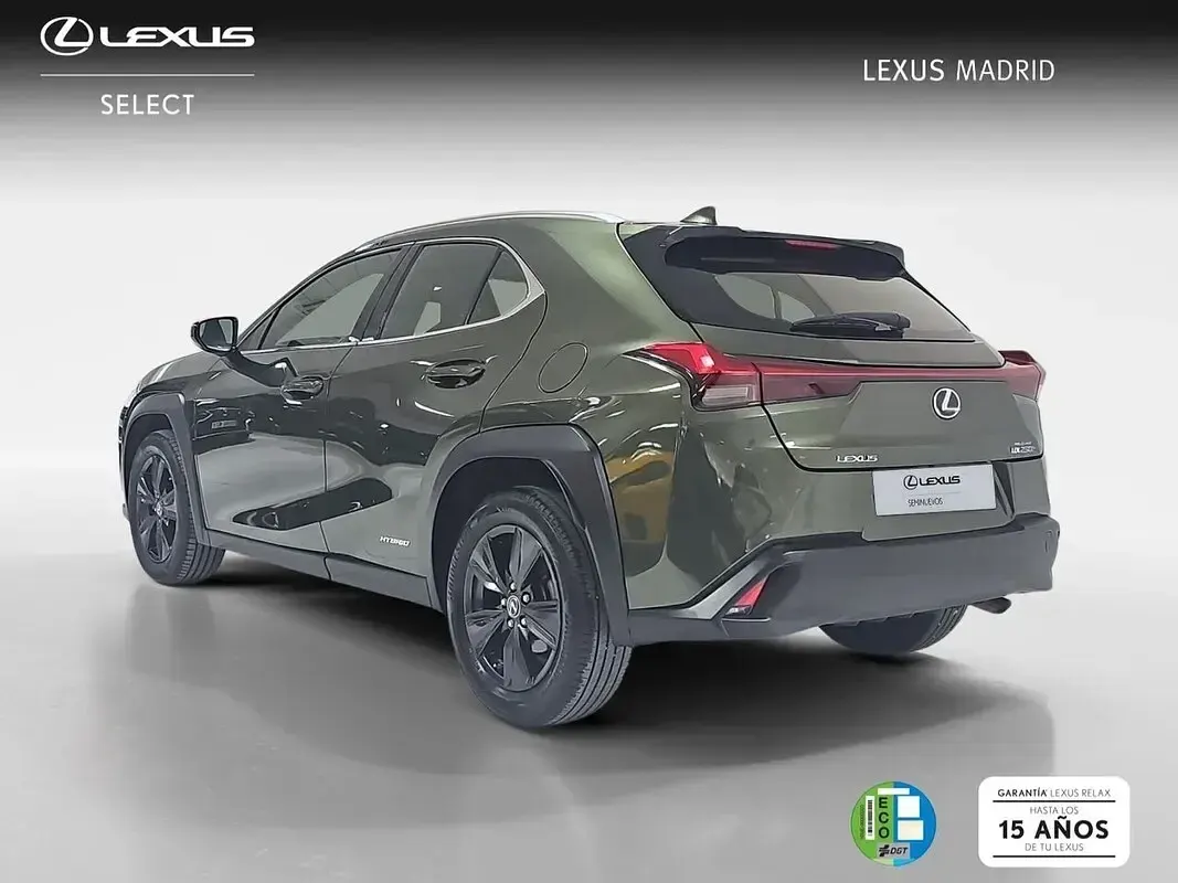 Usado Lexus UX Business Edition 183 CV (134 kW) 2022 Verde SUV