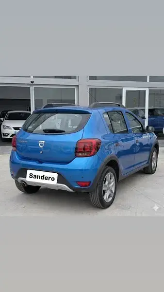Brugt Dacia Sandero Stepway 90 HK (66 kW) 2017 Blå Sedan