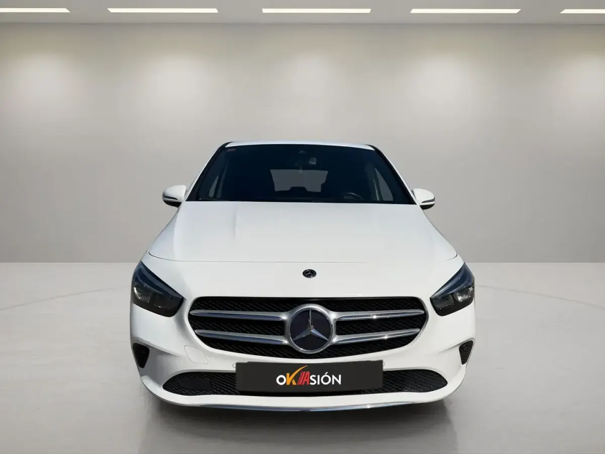 Usado Mercedes B180 116 CV (85 kW) 2019 Blanco Utilitario