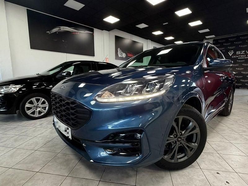 Usado Ford Kuga ST-Line 225 CV (165 kW) 2022 Azul SUV
