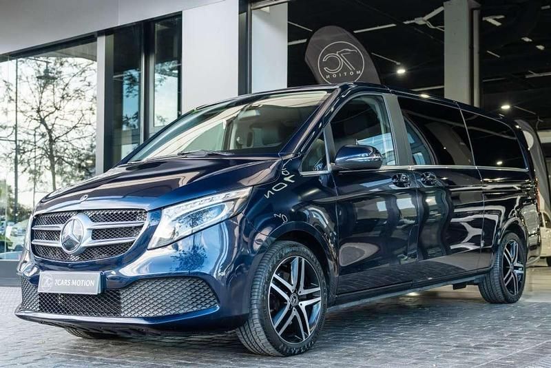 Usado Mercedes V300 Avantgarde 239 CV (175 kW) 2021 Azul Monovolumen