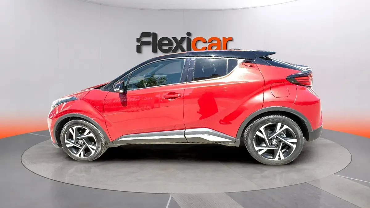 Usado Toyota C-HR Active 122 CV (89 kW) 2022 Rojo SUV