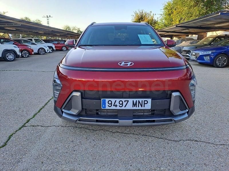 Usado Hyundai Kona 120 CV (88 kW) 2024 Granate SUV