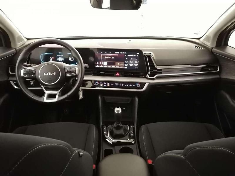 Usado Kia Sportage 152 CV (111 kW) 2023 Plateado SUV