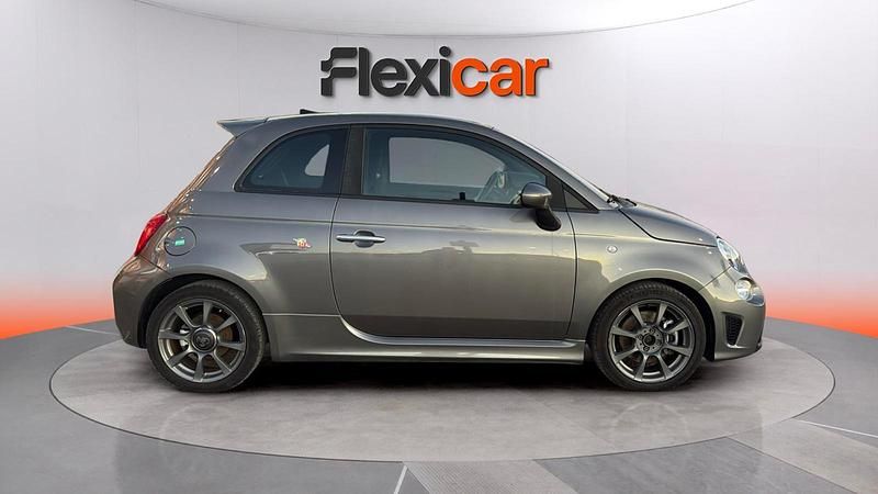 Usado Abarth 595 165 CV (121 kW) 2022 Gris Utilitario