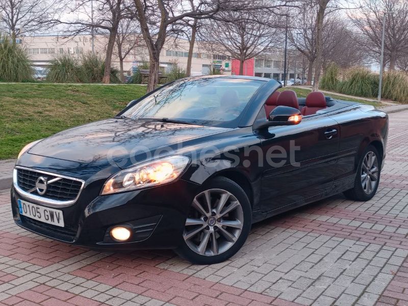 Negro Usado 2011 Volvo C70 Summum Descapotable | 7995 € (Buen precio) - Imagen 1/4