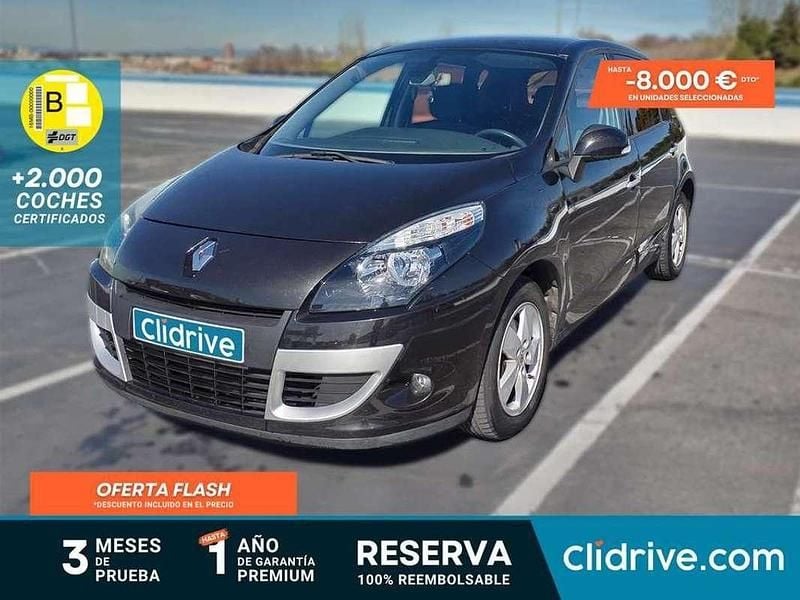 Usado Renault Scénic III Dynamique 106 CV (77 kW) 2010 Negro Monovolumen