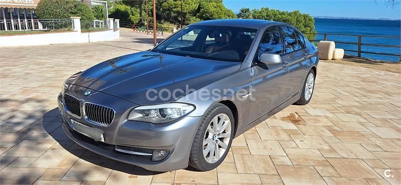 Usado BMW 530 235 CV (172 kW) 2011 Gris / plata Berlina