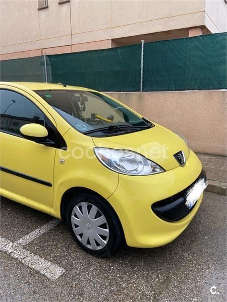 Amarillo Usado 2007 Peugeot 107 Utilitario | 3400 € (Precio justo) - Imagen 1/4