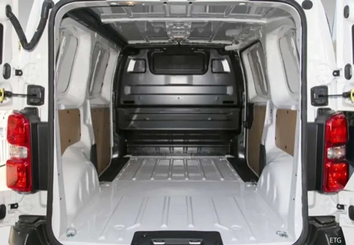 Usado Peugeot Expert S 102 CV (75 kW) 2024 Blanco Van