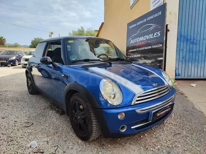 Usado Mini ONE 90 CV (66 kW) 2006 Azul Utilitario