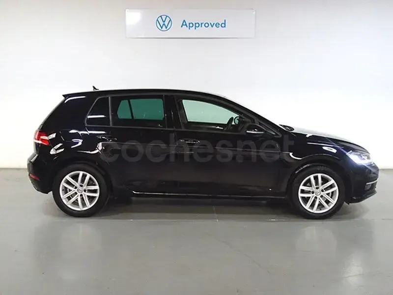 Usado VW Golf VII Advance 115 CV (84 kW) 2019 Negro Berlina