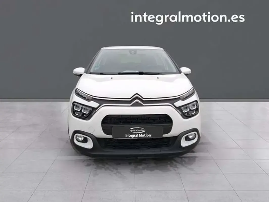 Usado Citroën C3 Feel 99 CV (72 kW) 2023 Blanco Utilitario