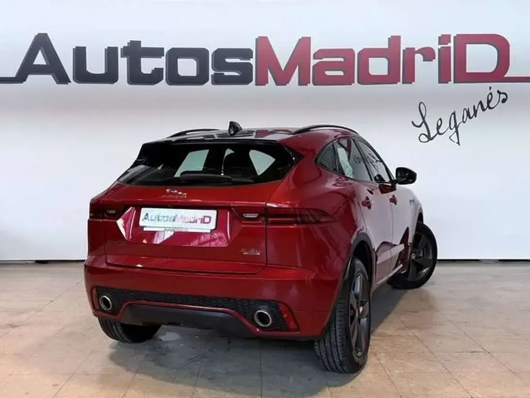 Usado Jaguar E-Pace R-Dynamic 151 CV (111 kW) 2020 Rojo SUV