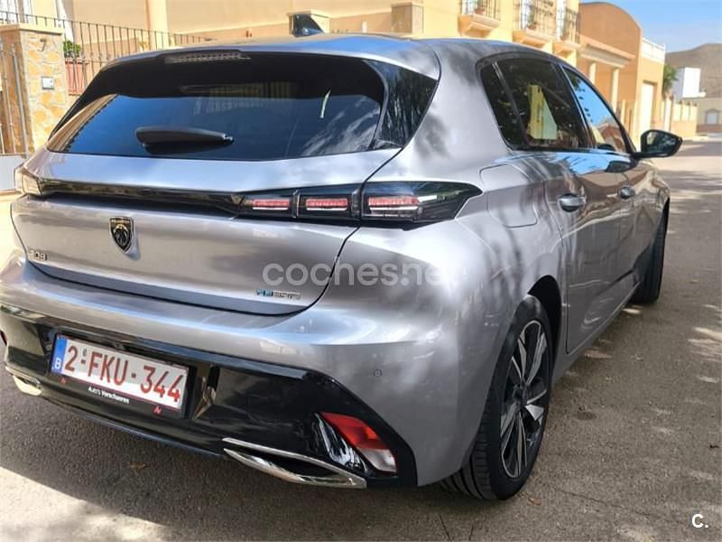 Usado Peugeot 308 Active 180 CV (132 kW) 2022 Gris / plata Berlina