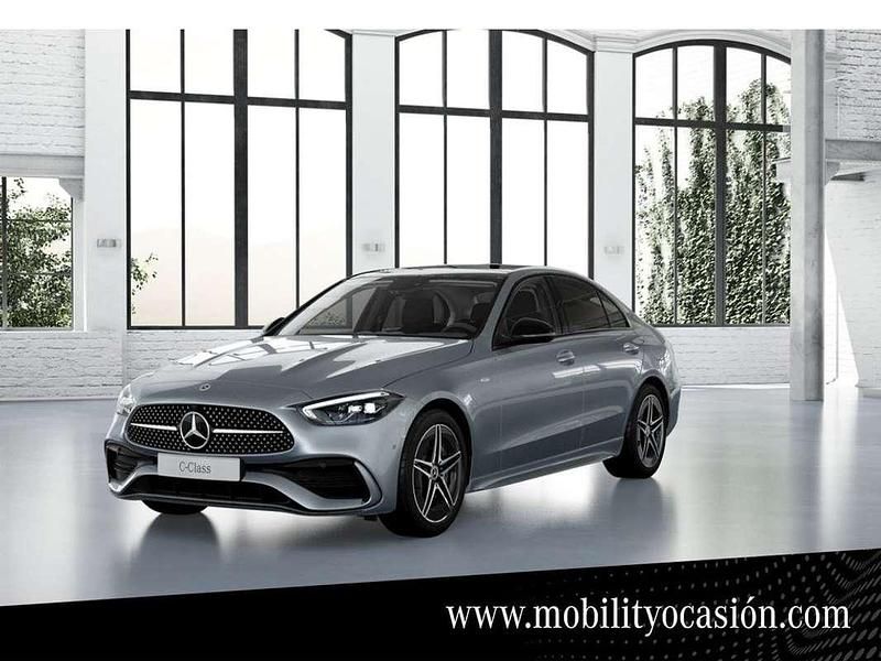 Usado Mercedes C300e 207 CV (152 kW) 2025 Plateado Berlina