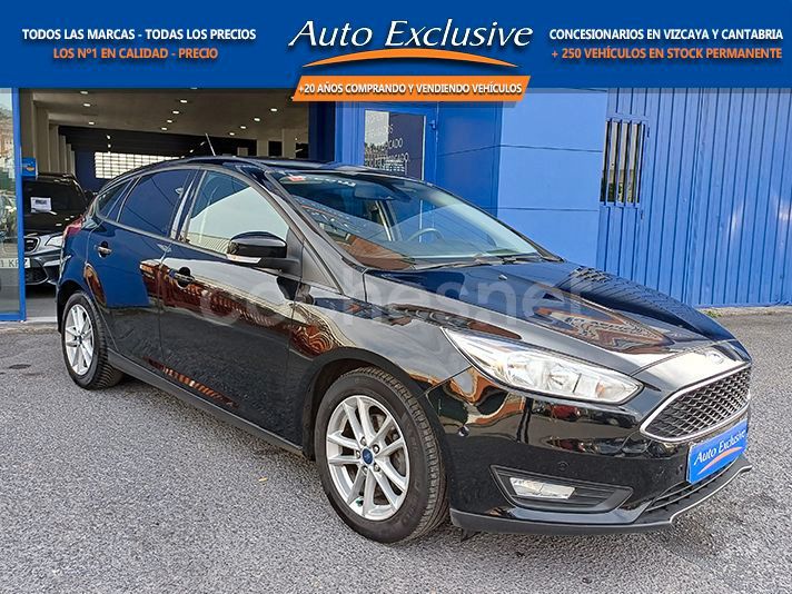 Negro Usado 2017 Ford Focus Trend Berlina | 10.990 € (Precio justo) - Imagen 1/4