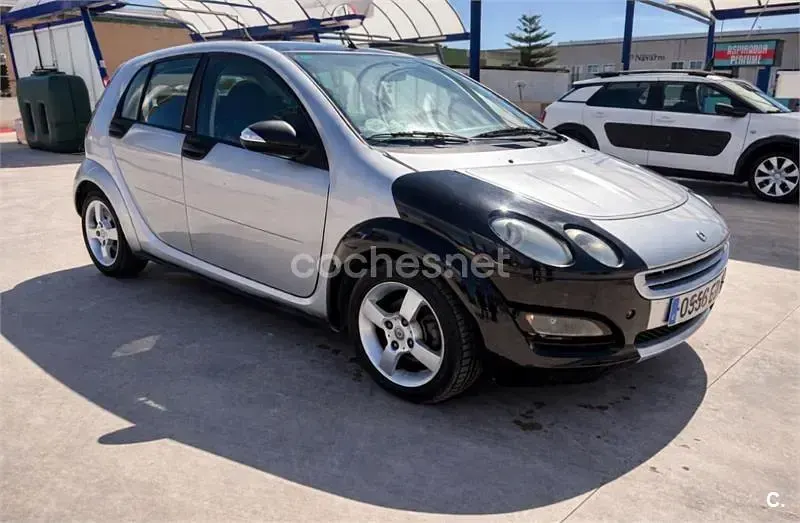Usado Smart ForFour Passion 95 CV (69 kW) 2006 Gris / plata Utilitario