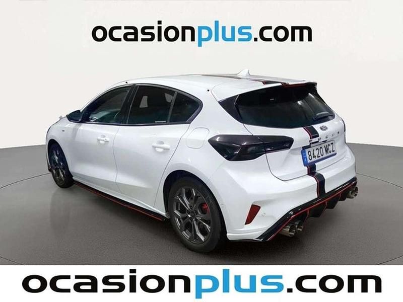 Usado Ford Focus ST-Line 125 CV (91 kW) 2022 Blanco Utilitario