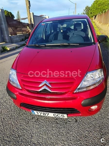 Usado Citroën C3 61 CV (44 kW) 2008 Granate Berlina