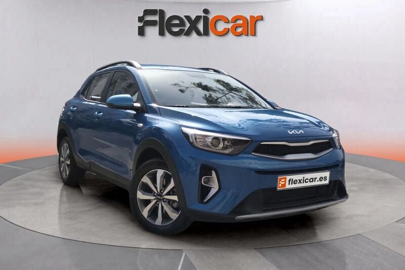 Azul Usado 2023 Kia Stonic SUV | 15.890 € (Precio justo) - Imagen 1/4