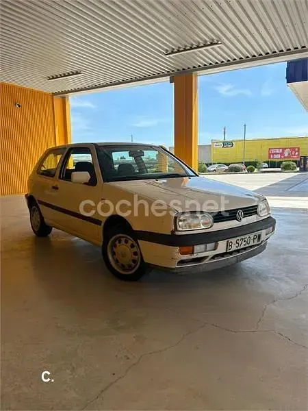 Usado VW Golf III 90 CV (66 kW) 1995 Negro Berlina