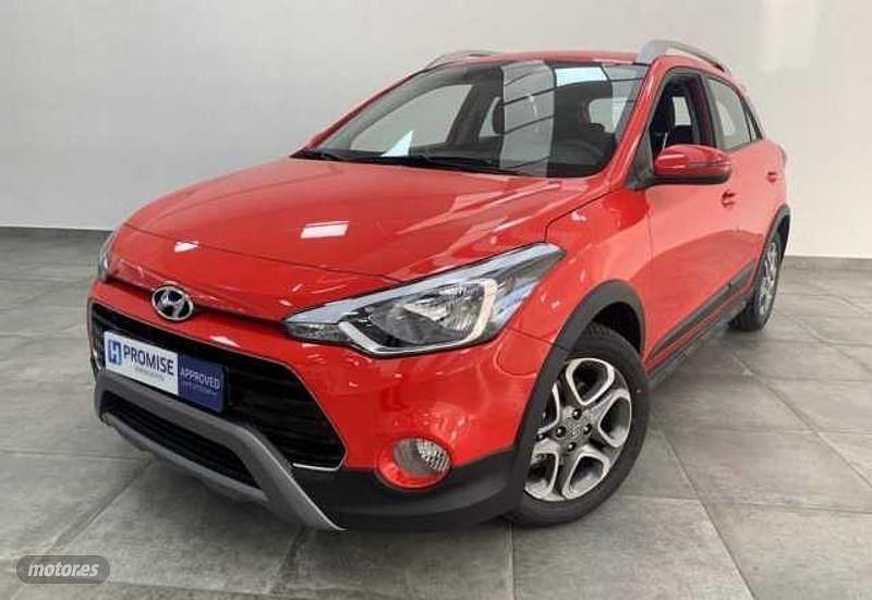Usado Hyundai i20 Active 100 CV (73 kW) 2020 Rojo SUV