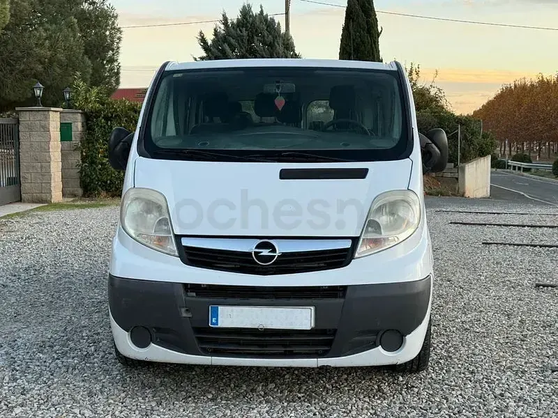 Usado Opel Vivaro 114 CV (83 kW) 2012 Blanco Monovolumen