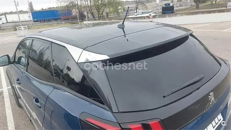 Usado Peugeot 3008 Allure 225 CV (165 kW) 2020 Azul SUV