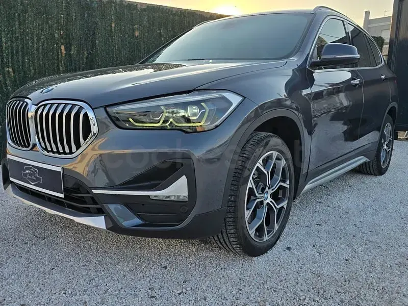 Usado BMW X1 xLine 190 CV (139 kW) 2020 Gris / plata SUV