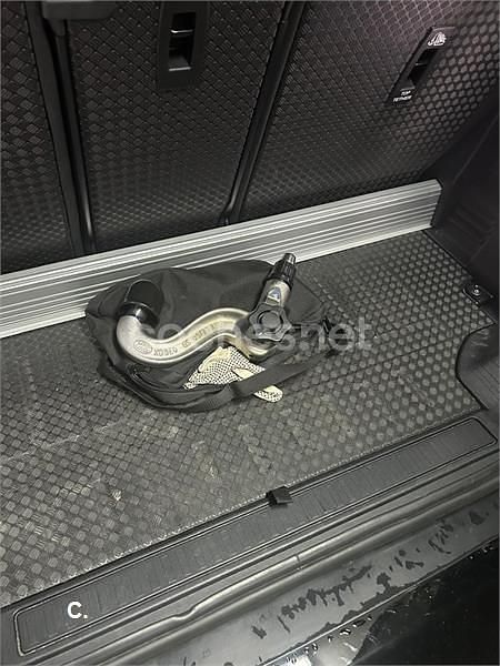 Usado Land Rover Defender SE 200 CV (147 kW) 2022 Marrón SUV