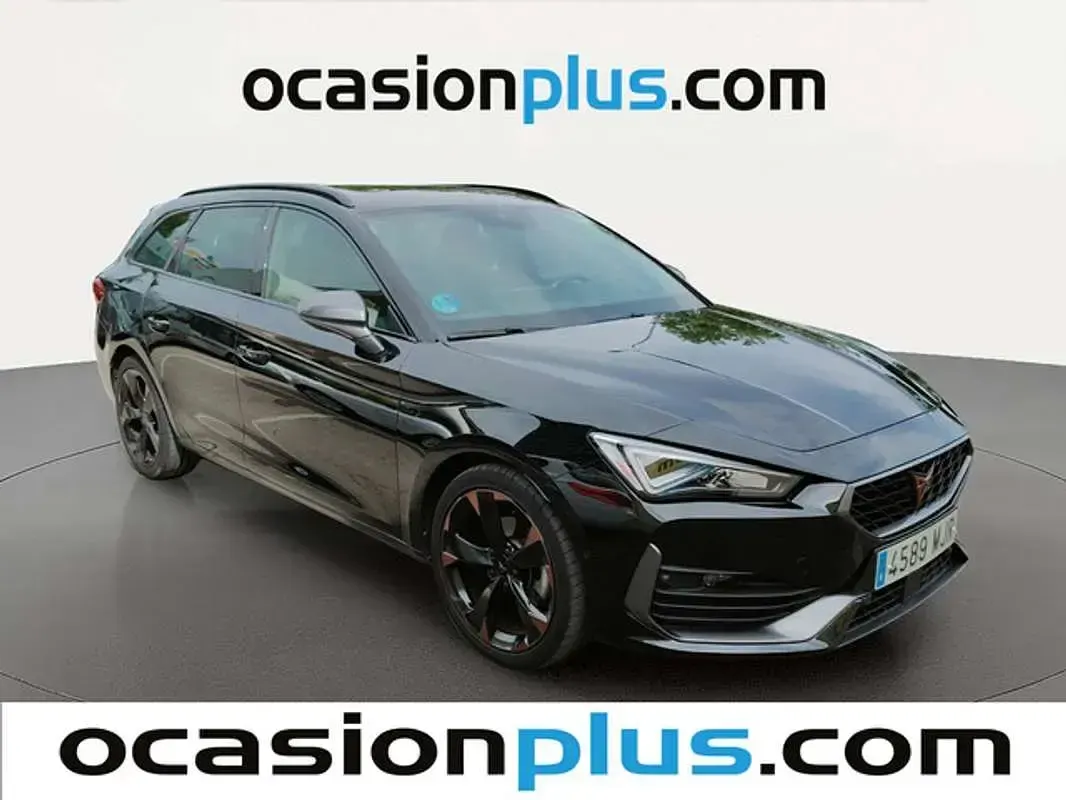 Usado Cupra Leon 150 CV (110 kW) 2023 Negro Familiar