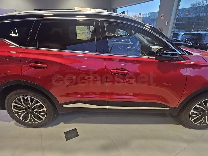 Nuevo Ebro s700 Luxury 279 CV (205 kW) 2025 Rojo SUV