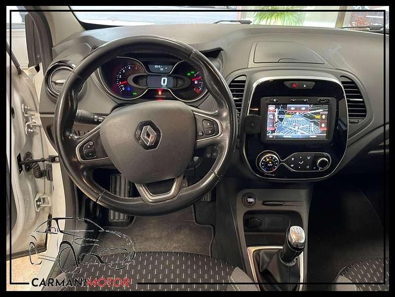 Usado Renault Captur Zen 90 CV (66 kW) 2019 Blanco SUV