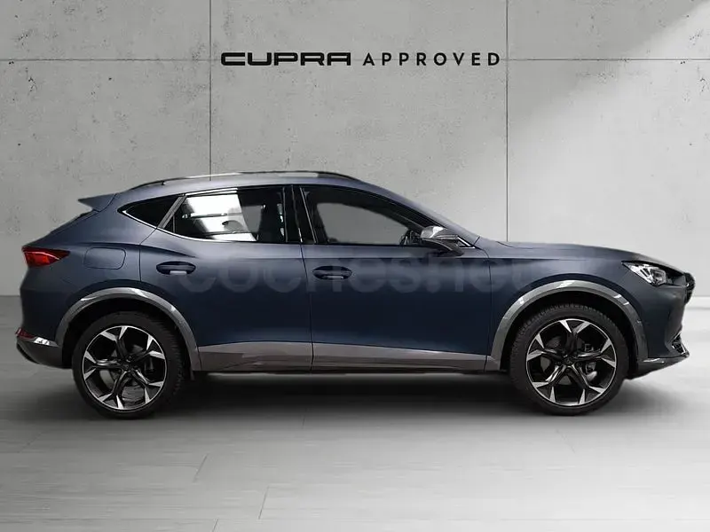 Usado Cupra Formentor 150 CV (110 kW) 2023 Gris / plata SUV