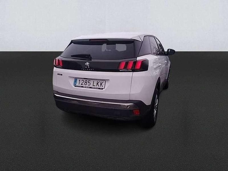Usado Peugeot 3008 Style 131 CV (96 kW) 2020 Blanco SUV