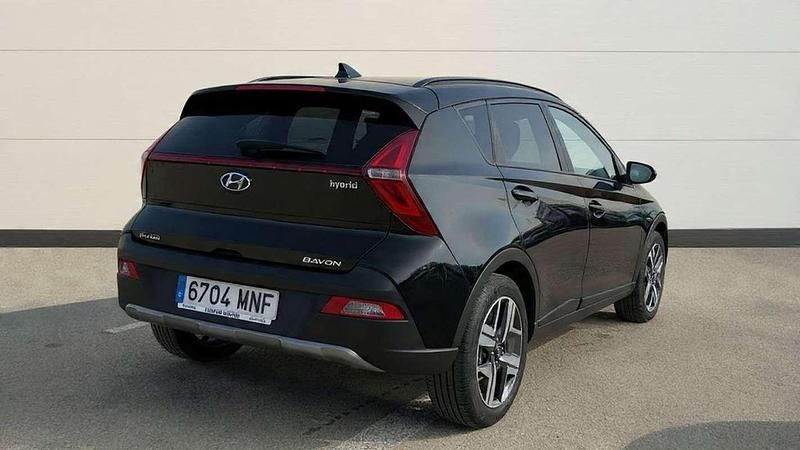 Usado Hyundai Bayon 101 CV (74 kW) 2024 Negro SUV