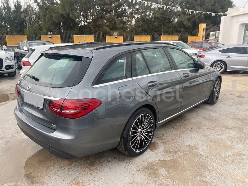 Usado Mercedes C200 160 CV (117 kW) 2019 Gris / plata Familiar